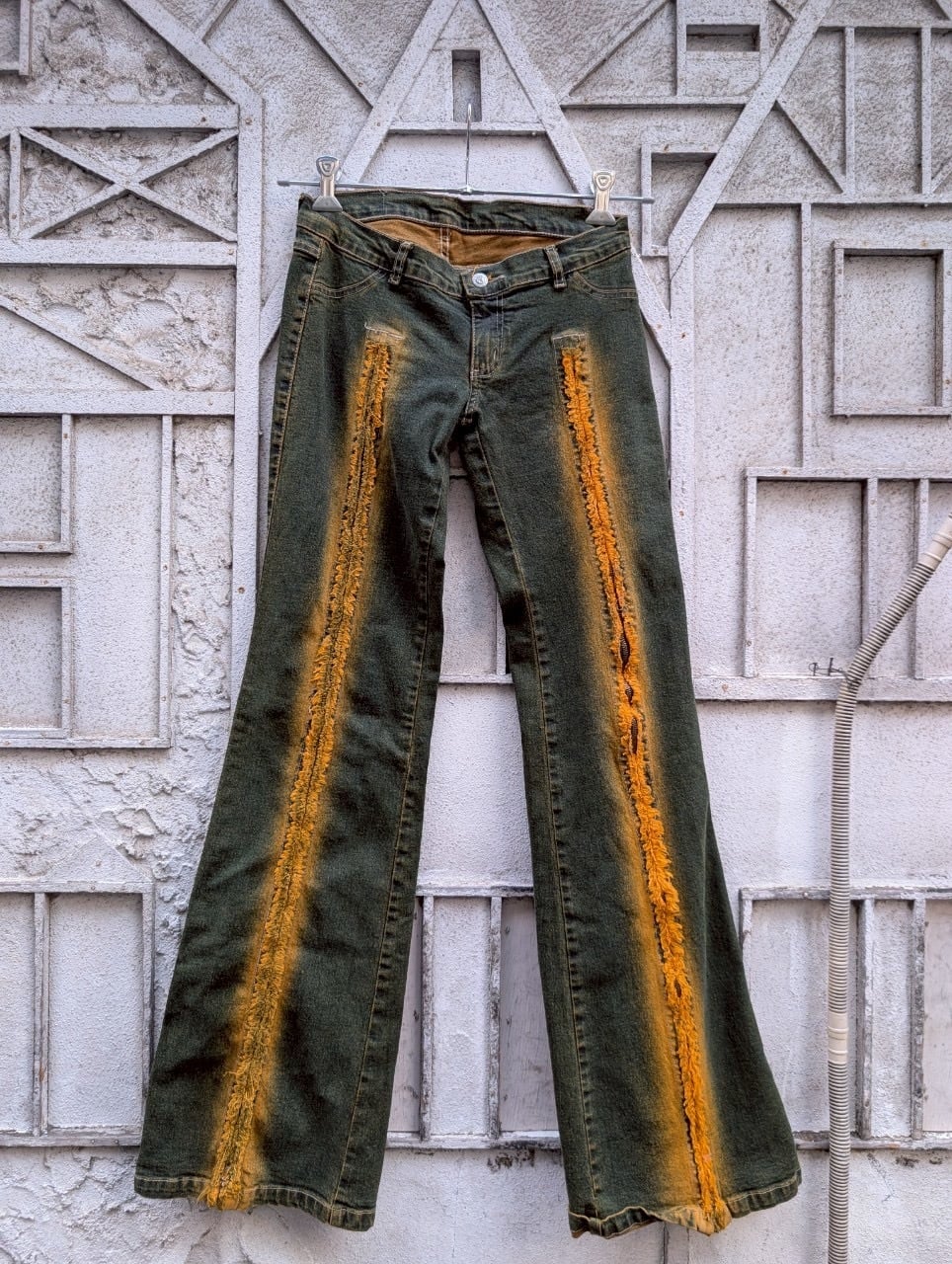 "FRONT ZIPPER FLAR DENIM PANTS"