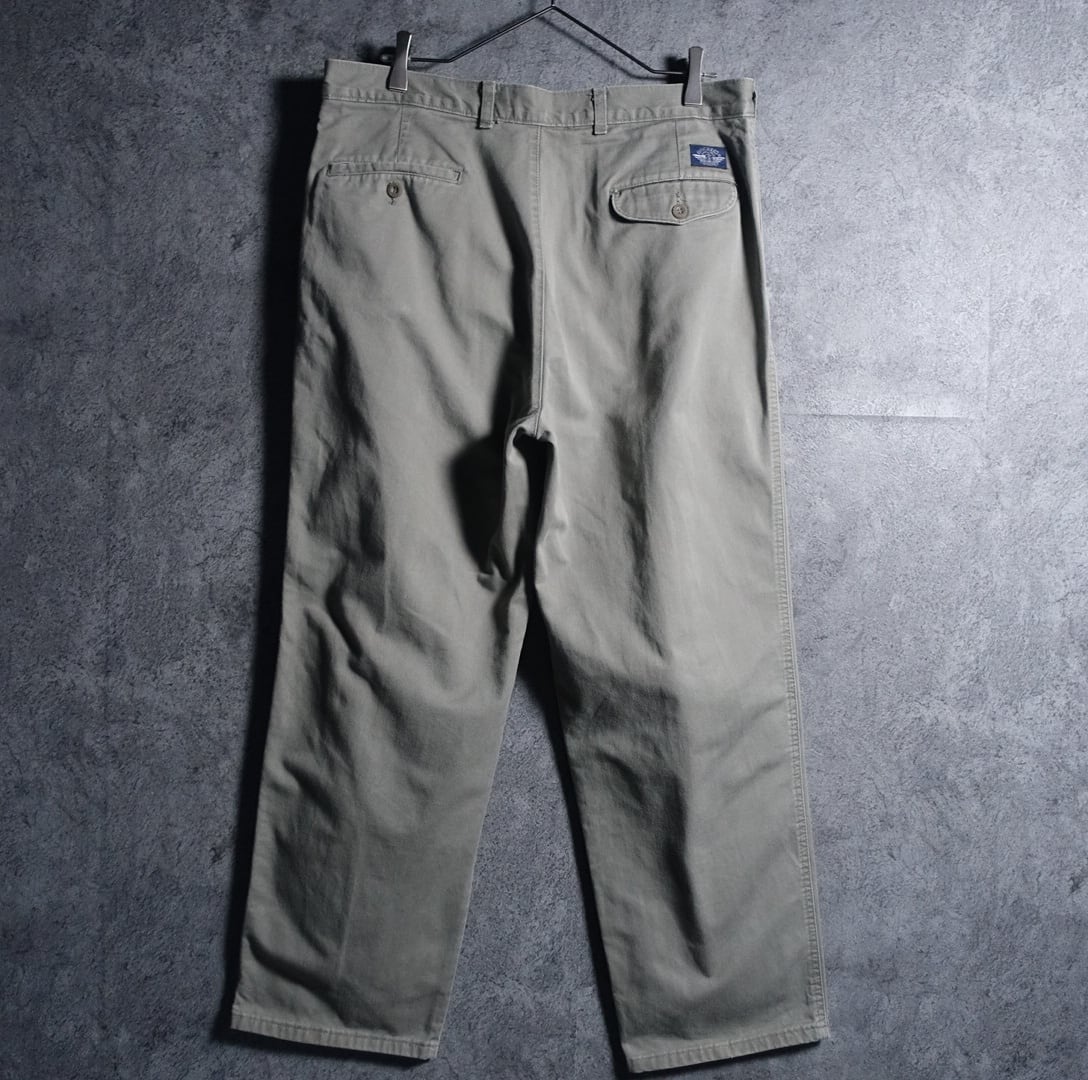 90s “DOCKERS” Khaki Two Tuck Wide Tapered Chino Pants | 古着屋 FORCE