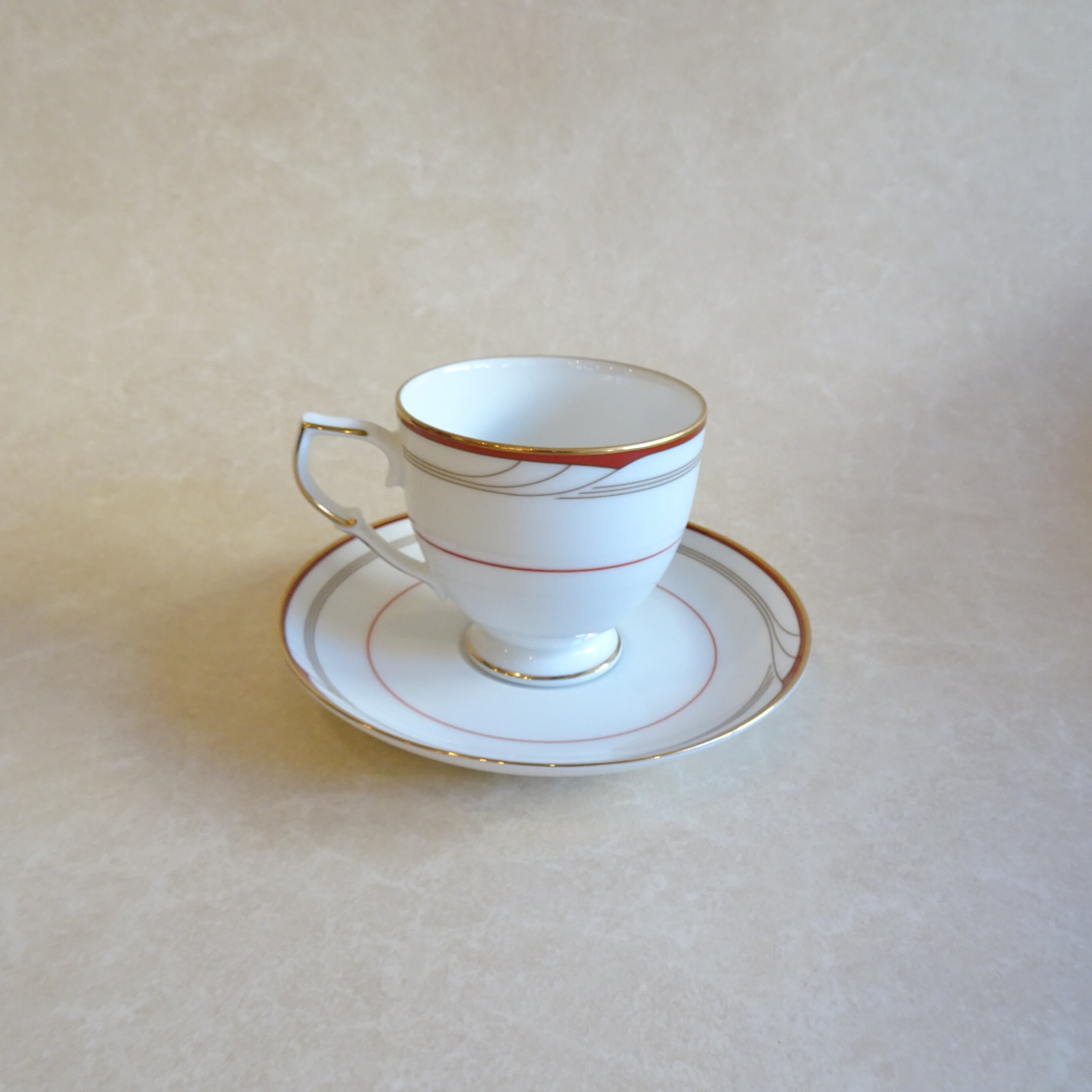 ノリタケ 朱色とゴールドラインのカップ＆ソーサー 2客セット | 純喫茶