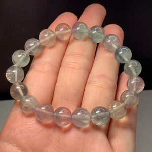 A32.変わった色合いグラデーション風フローライトブレスレット