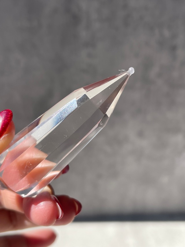 静かな存在感 ブラジル・セラ・デ・カブラル産 レムリアン ヴォーゲルワンド｜一点物