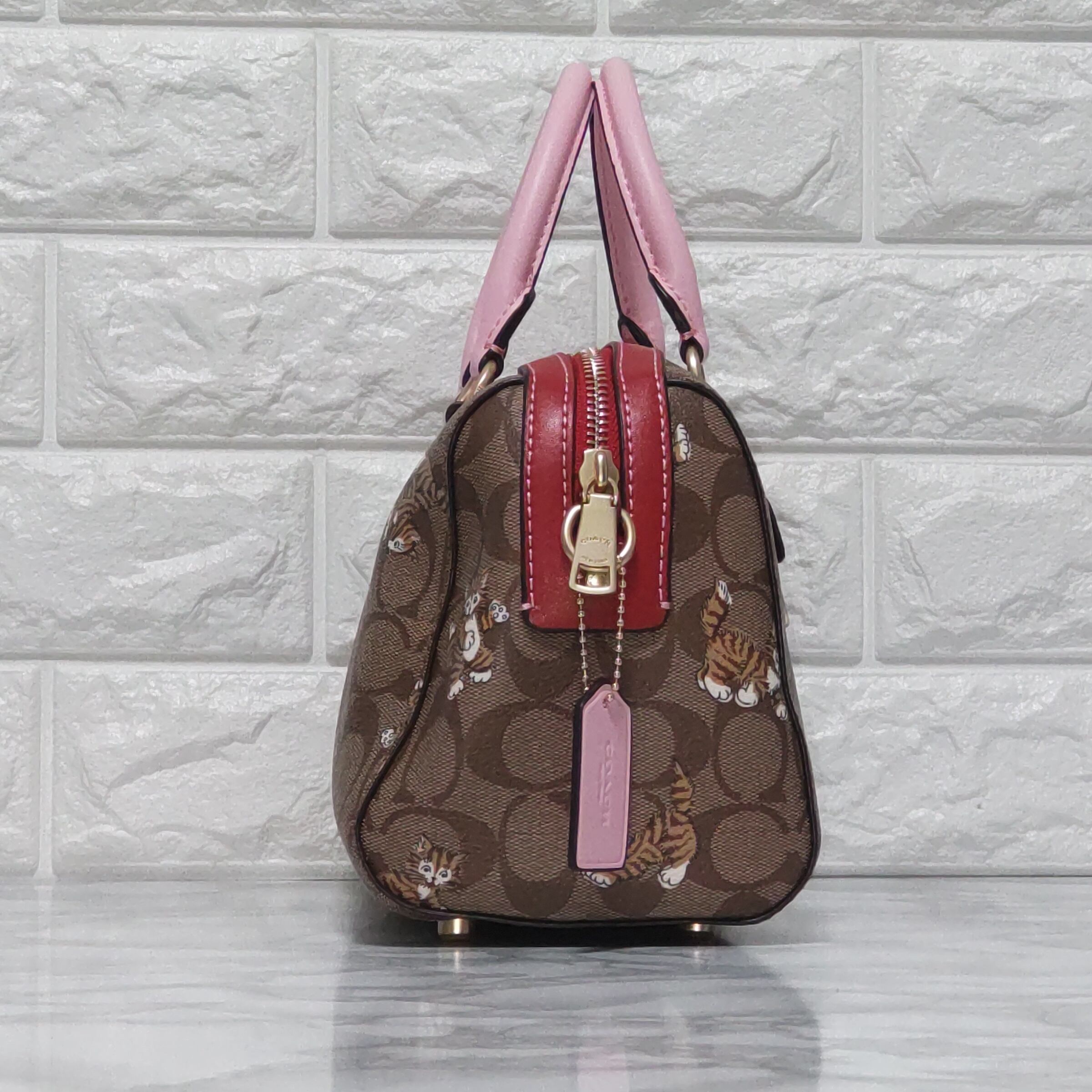 COACH コーチ ボストンバッグ ローアンサッチェル キャット ネコ COACH コーチ ボストンバッグ ローアンサッチェル キャット ネコ