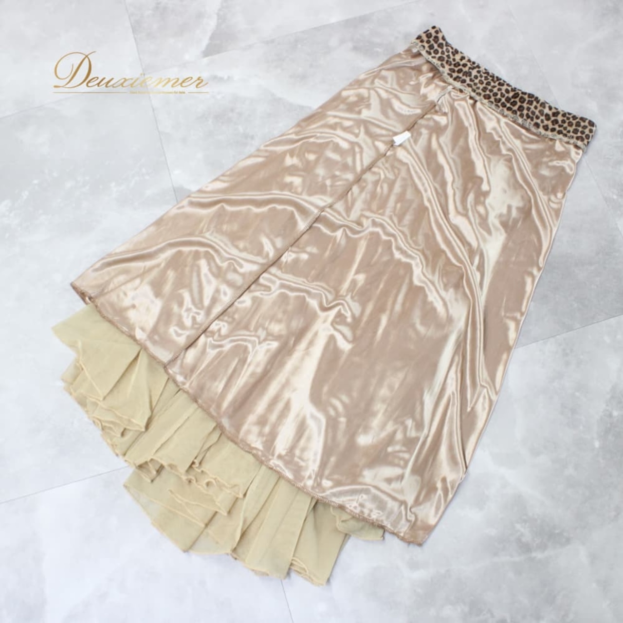 社交ダンス 衣装 スタンダード スカート レッスンウェア レディース ベージュ系 ブラウン系 レース ヒョウ柄 練習着 ステージ衣装 上品 ダンス衣装 レオパード シック エレガント 大人可愛い 舞台衣装 ポリエステル フレアスカート アシンメトリー風 きれいめ 伸縮性 ポケットなし レース風デザイン 丈長め ミドル丈 83cm前後 ゴムウエスト ウエストゴム フィット感 たっぷりフレア