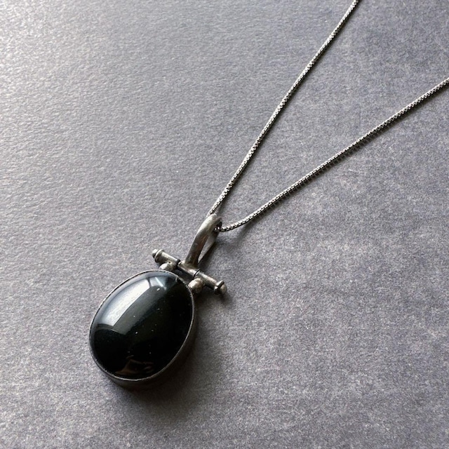 【J196】ヴィンテージ ブラックオニキス　スターリングシルバー　トップ