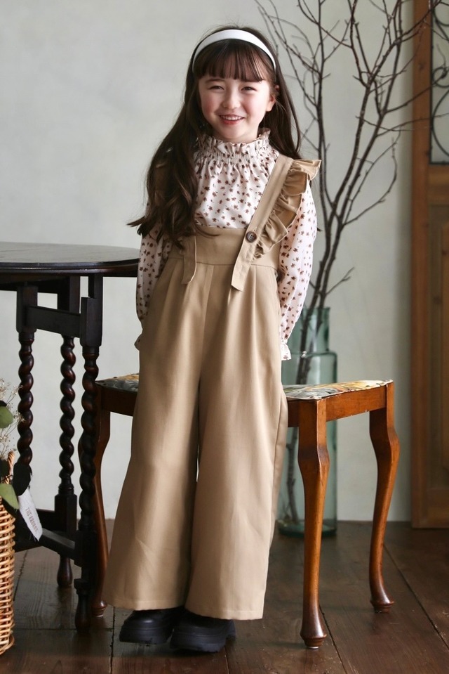 フリルショルダーワイドパンツ〈Beige〉