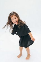 CAPE T-DRESS BLACK