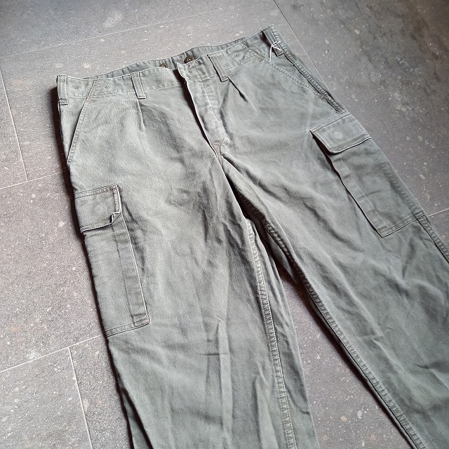 ドイツ軍 フィールドカーゴパンツ used [112070]