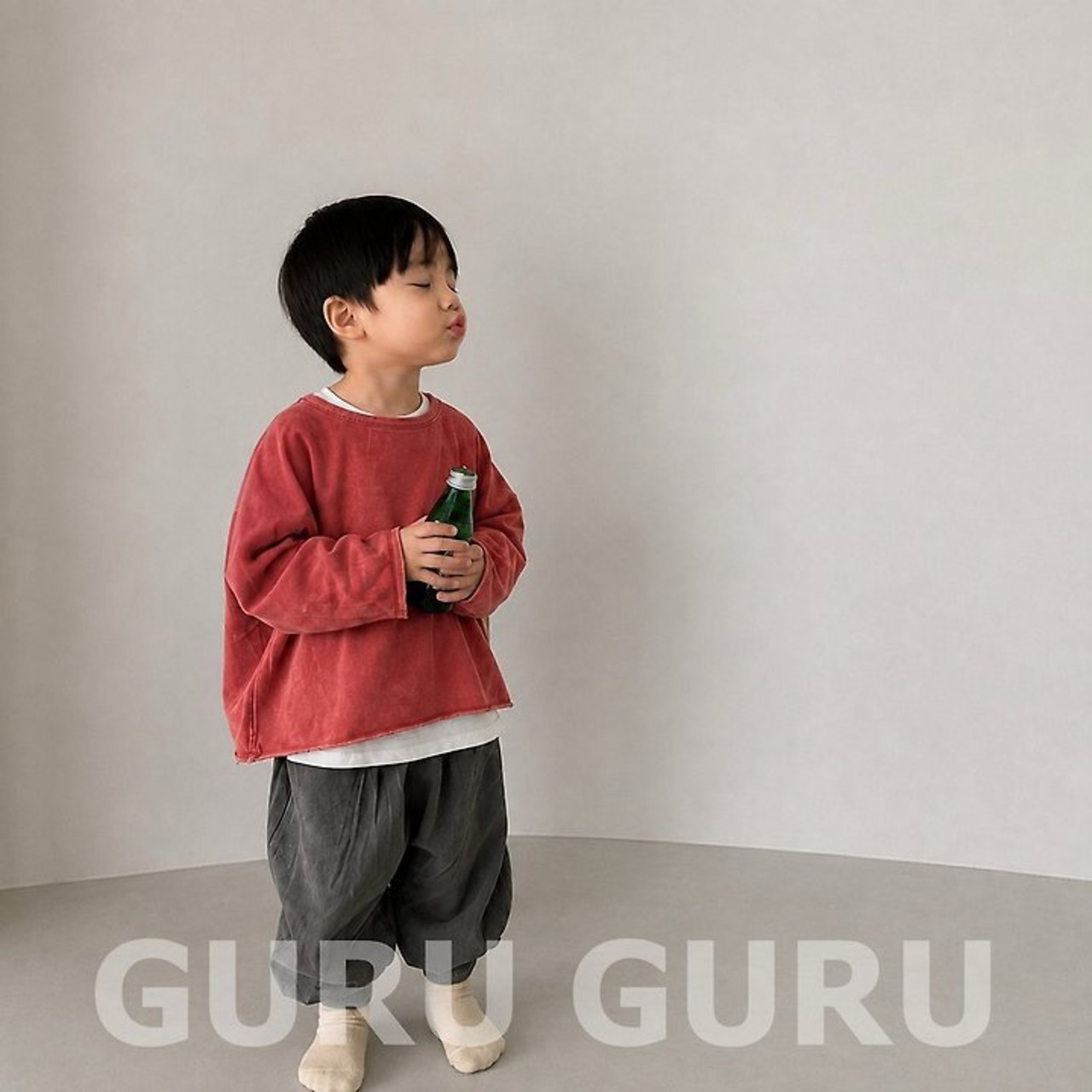 韓国子供服 / 26Autumn / 〖取寄〗guruguru / ピグメントジョガーパンツ / ベビー服 *1号~3号*
