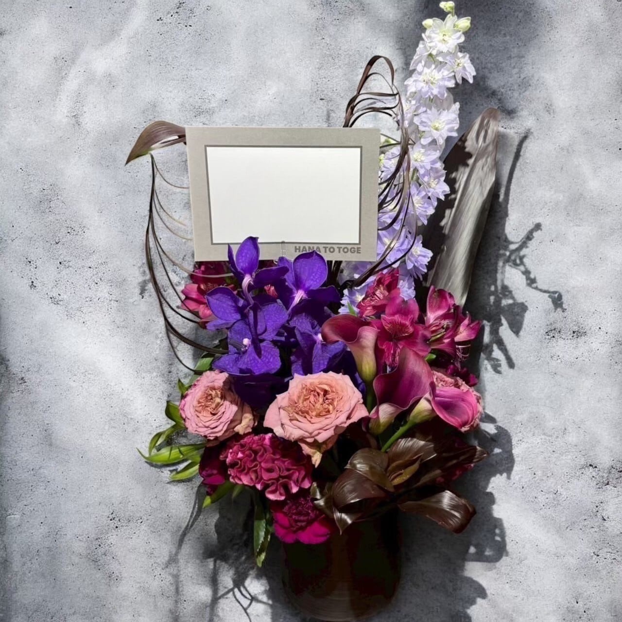 季節のお花ブーケ Elegant（エレガント） | HANA TO TOGE | 花と棘