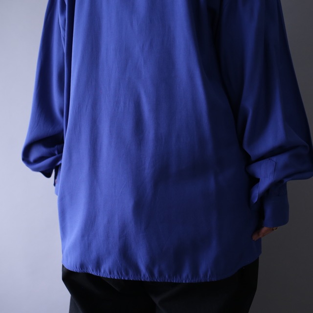good coloring over silhouette fry-front band-collar bijou shirt