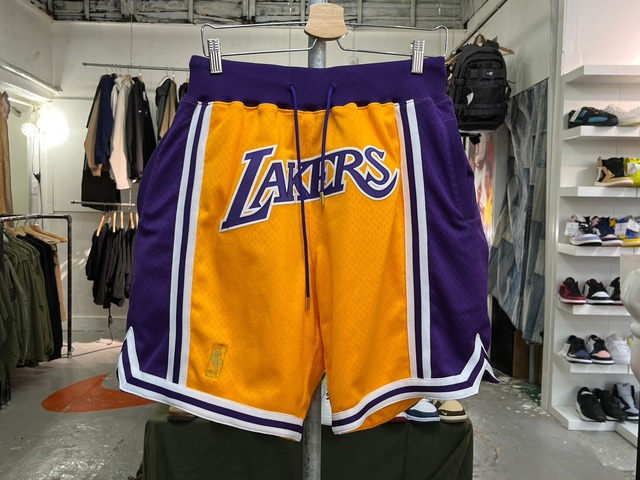 均一SALE‼ JUST DON × MITCHELL＆NESS CLASSIC SHORT LA LAKERS MEDIUM 40529