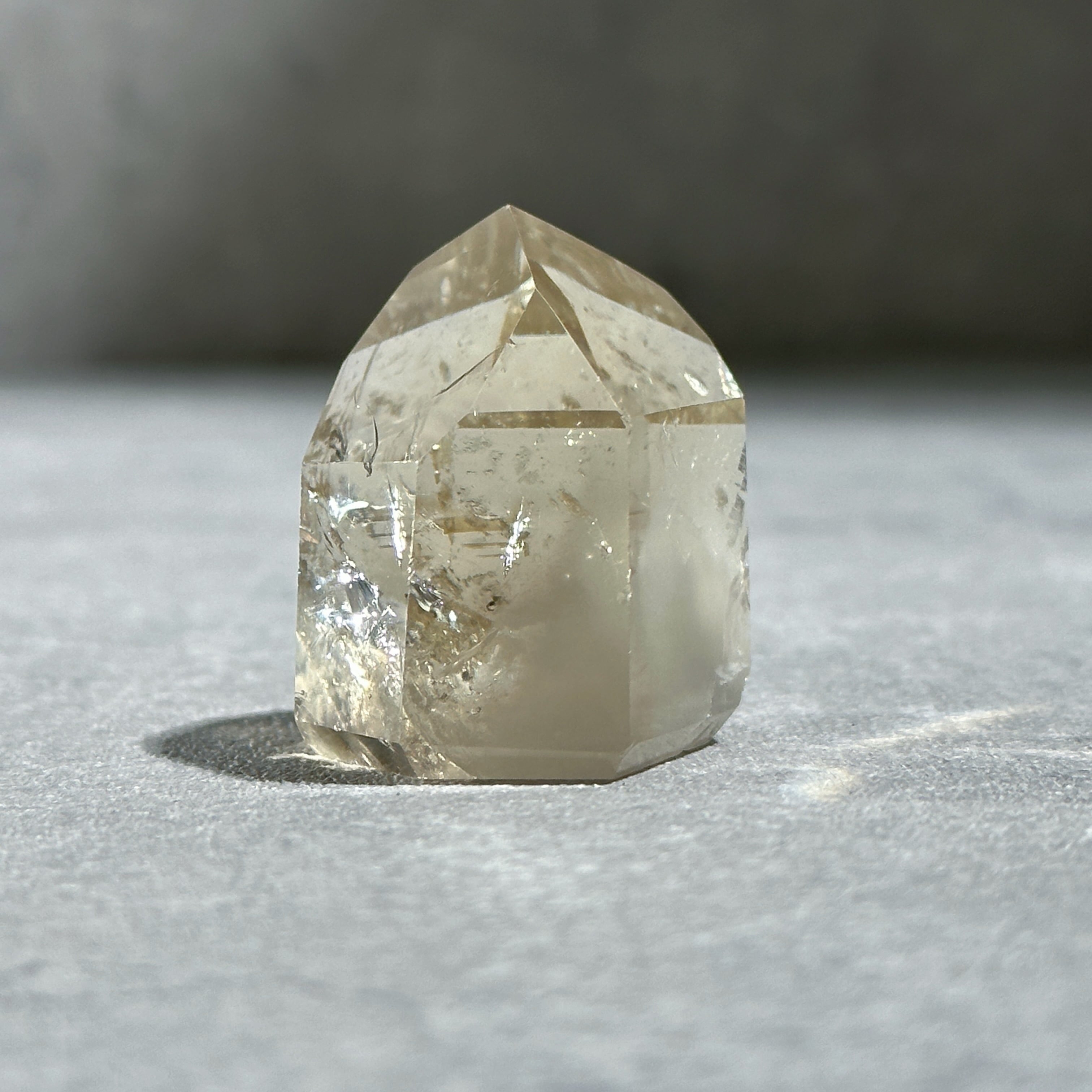 ファントム入り◎シトリン（黄水晶） タワー23◇ Citrine ◇ 天然石