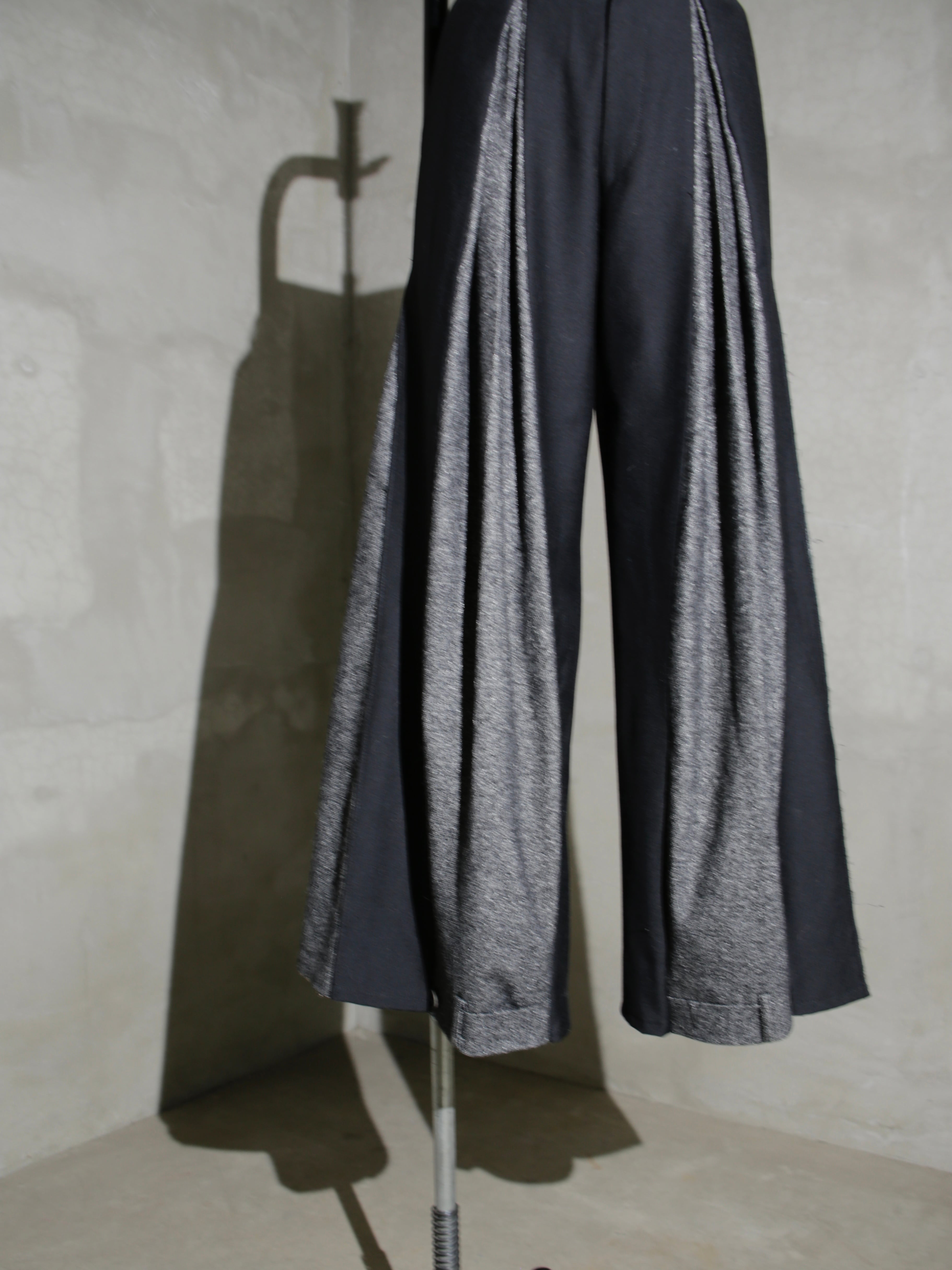 tuck wide slacks | 『kick margin.』