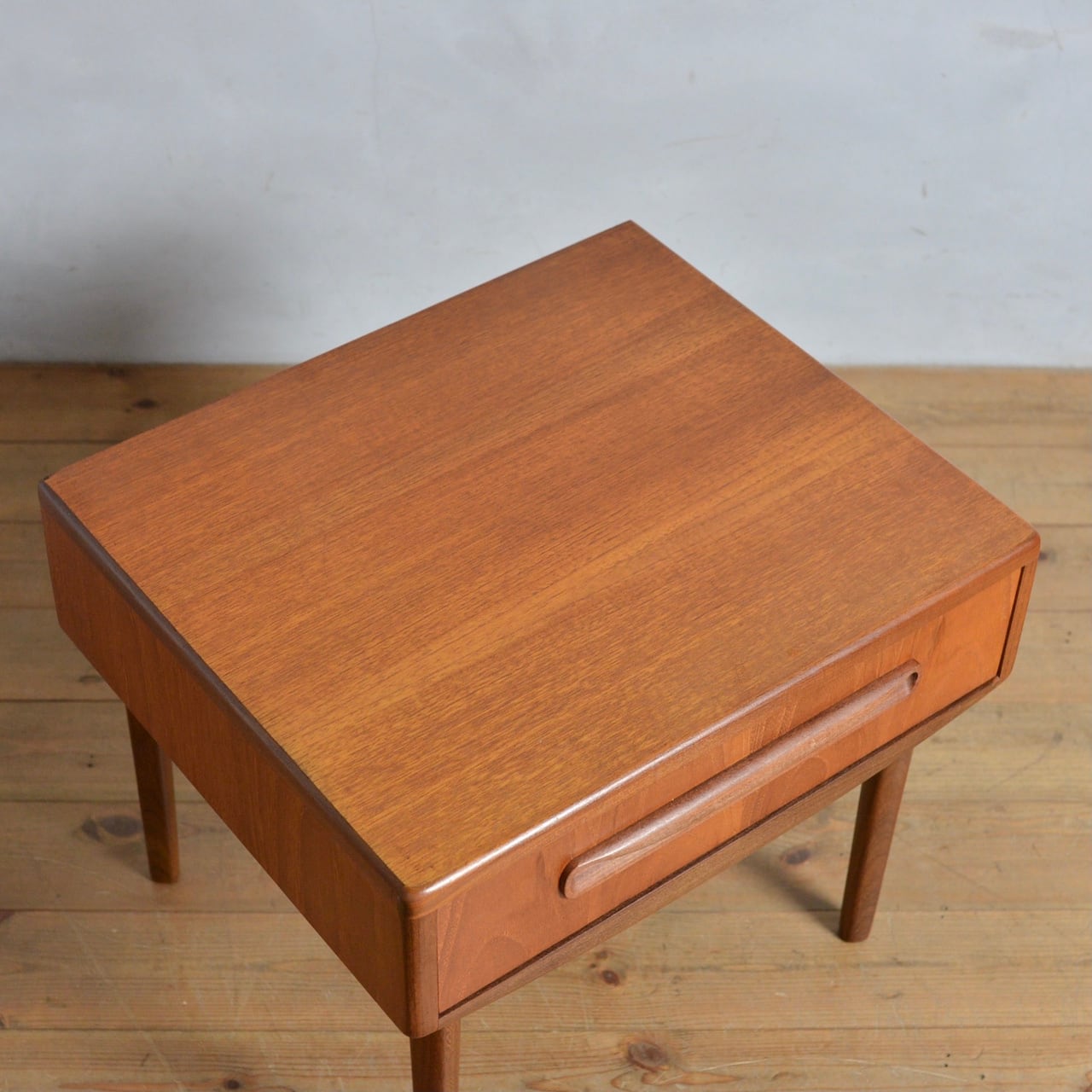 G-Plan Bedside Table / ジープラン ベッドサイド テーブル G-Plan Bedside Table / ジープラン ベッドサイド テーブル