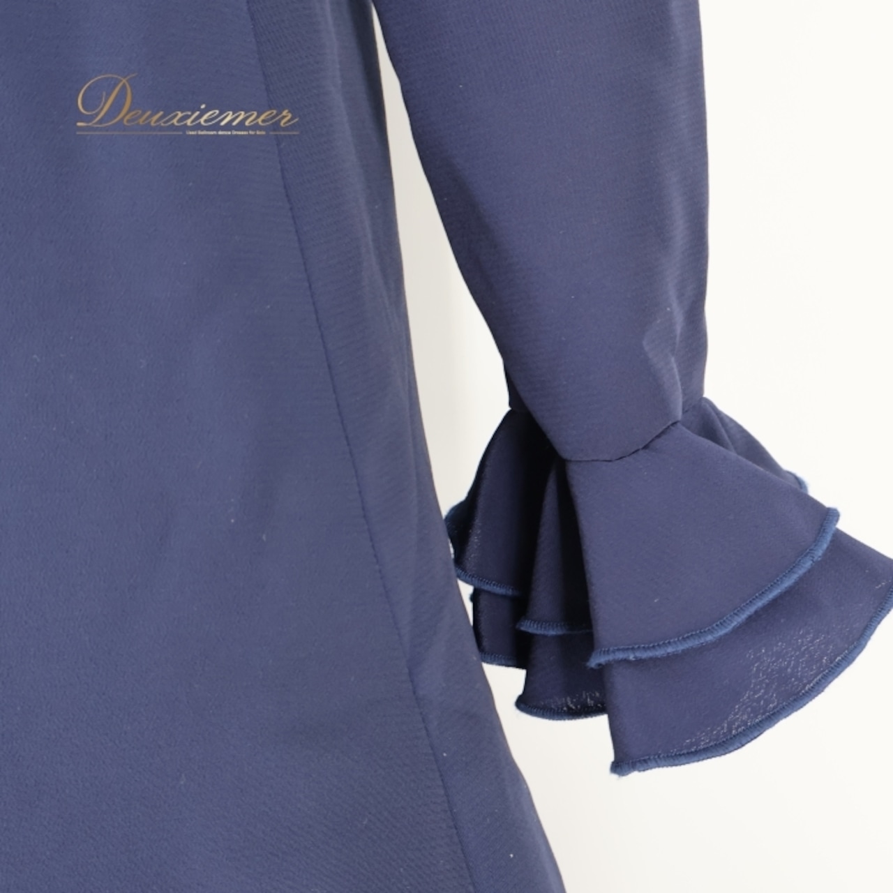 フラメンコ 衣装 ワンピース ドレス ボランテ フリル 紺 水玉 青 レース かわいい ダンス パーティ 発表会 舞台 ネイビー系 大人用 かわいらしい フリルデザイン おしゃれ 目立つ 柄物 舞台衣装 フラメンコドレス レディース ステージ衣装 クラシック 踊り コスチューム