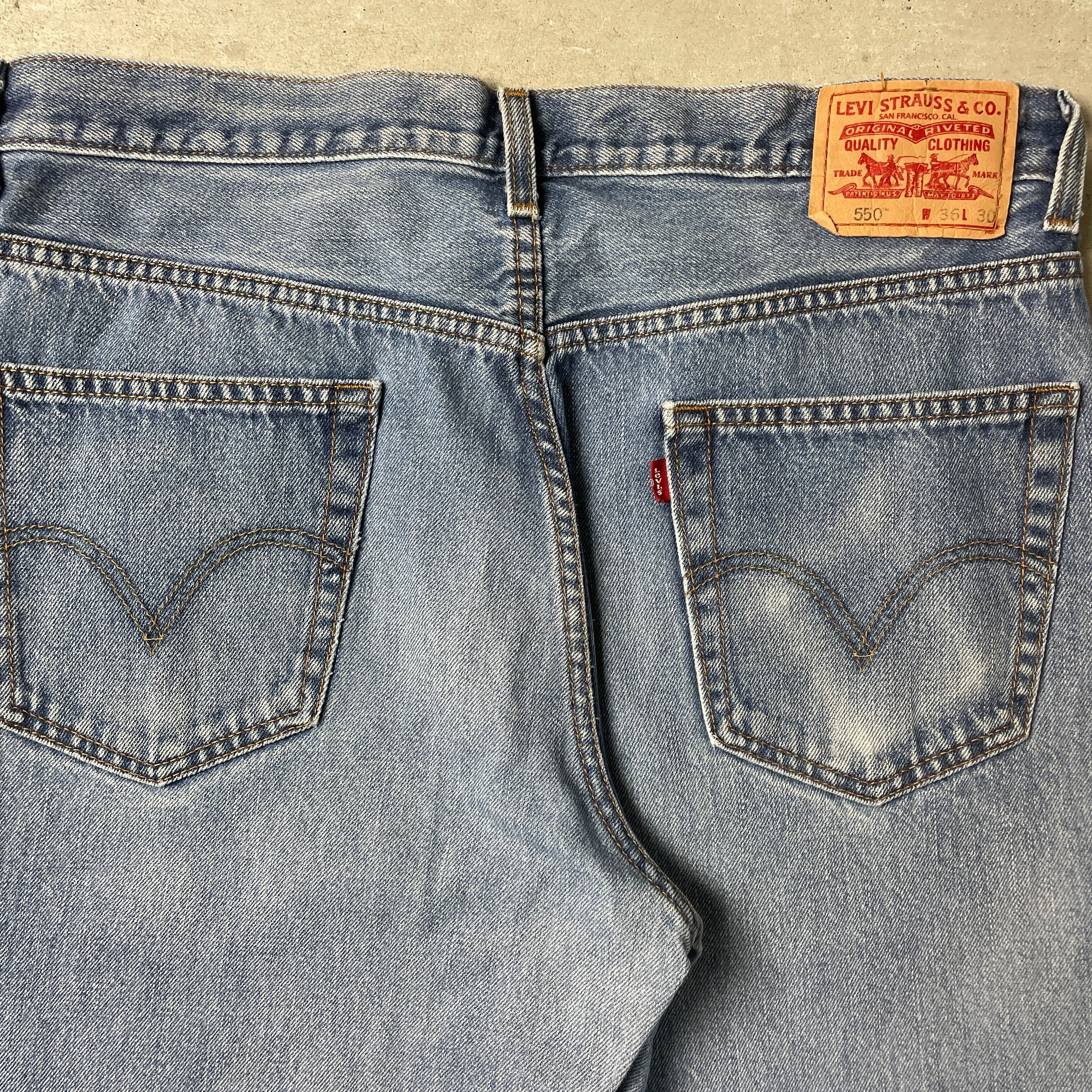 u*6様 ビンテージ　古着　リーバイス550 バギー　デニムジーンズ　W34L3 00年代 Levi's リーバイス 550 テーパード ワイド バギー デニムパンツ