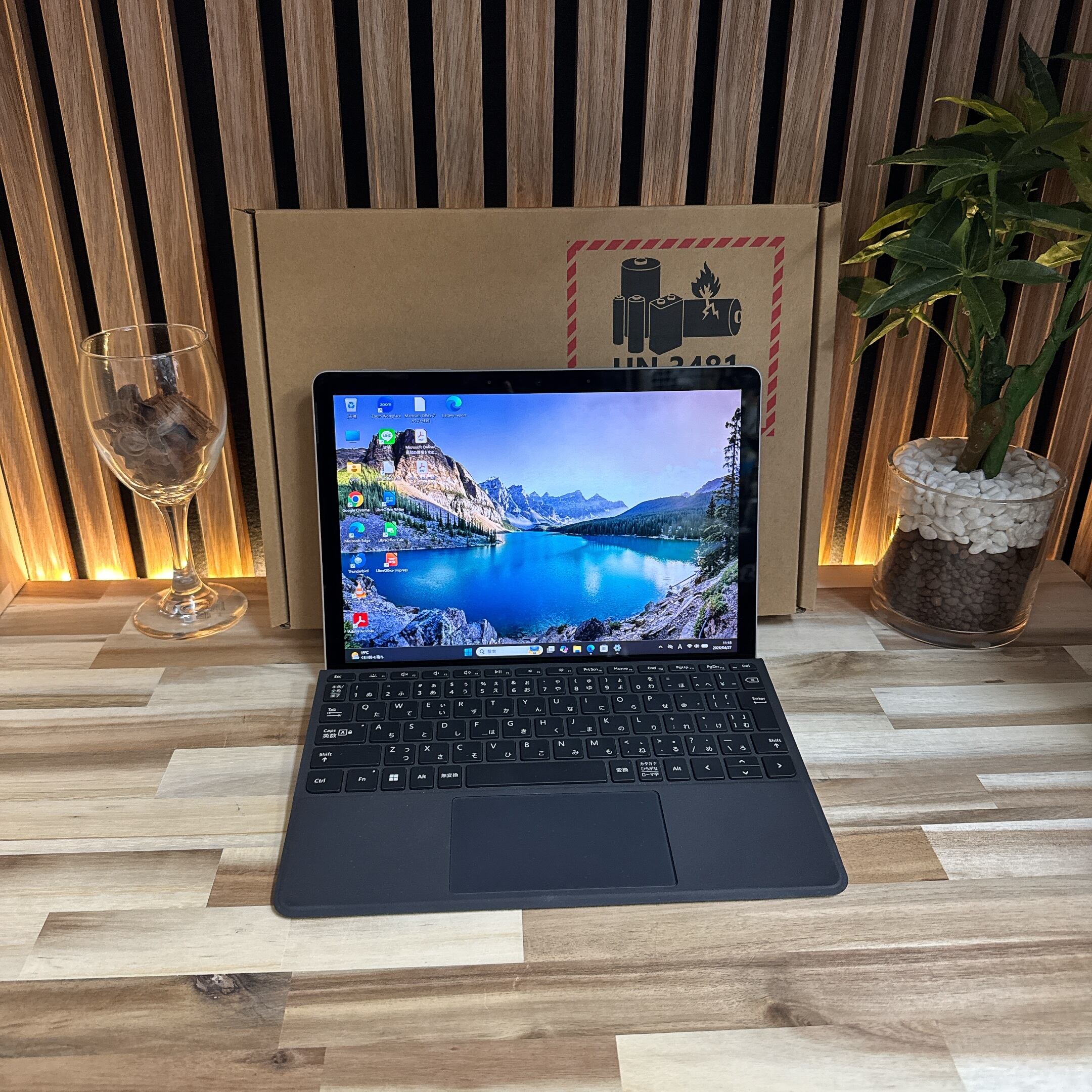 準美品2in1上位モデル』Microsoft Surface Go 3 タッチ対応 メモリ8GB