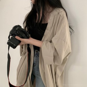 ロング丈 シャツ カーディガン レディース トップス 羽織 ロング 丈長 長袖 ドロップショルダー 襟なし スリット サイドスリット ポケット 前開き 薄手 かわいい 大人可愛い きれいめ シンプル カジュアル おしゃれ ルーズ 無地 春 夏 秋 ママ 通勤 学生 学校 通学 デート お出かけ 旅行 公園 女子会 休日 重ね着 体型カバー 普段使い 着回し 紫外線対策 UV対策 ゆったり フリーサイズ 白 ホワイト 黒 ブラック 紫 ピンク ブルー パープル ライトカーキ ダークカーキ ブルーグレー