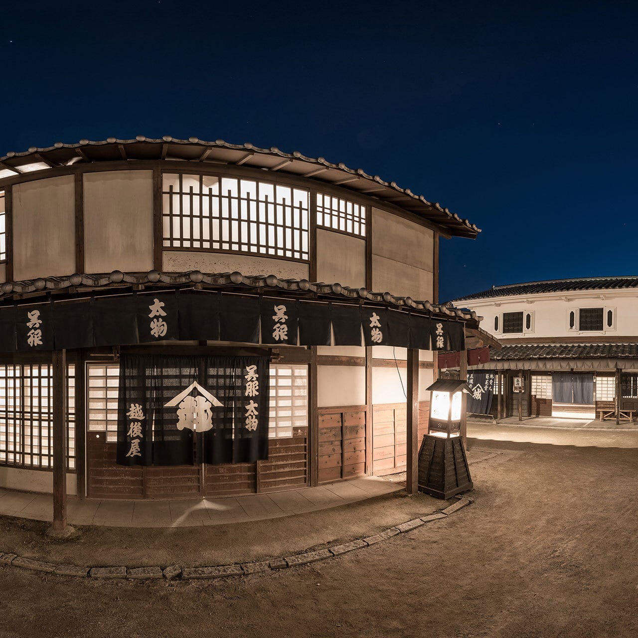 東映太秦映画村のライトアップイベント