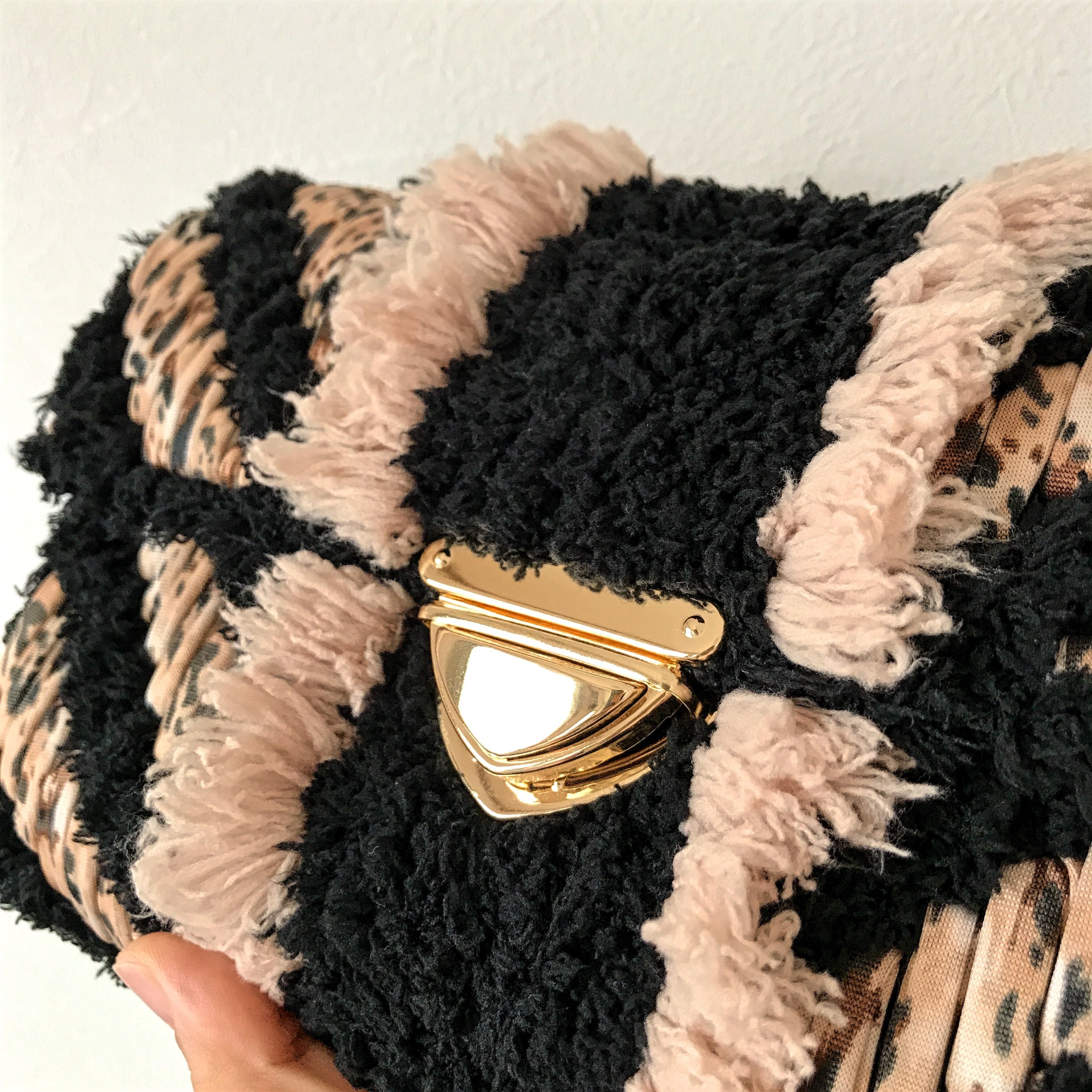 ズパゲッティ Tシャツヤーン ふわふわ もこもこ ネット編み ショルダー  