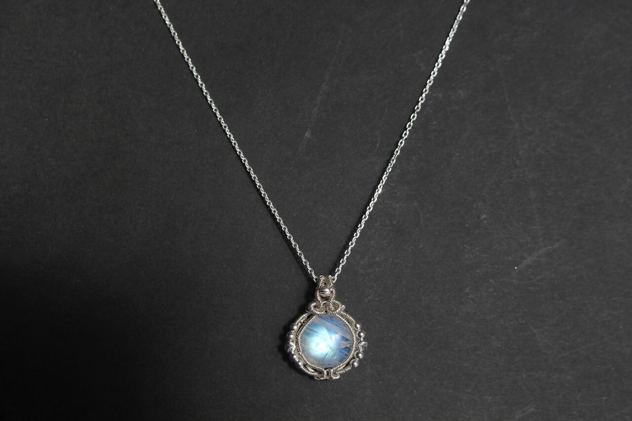 Rainbow moonstone silver925 wire wrapping  pendant