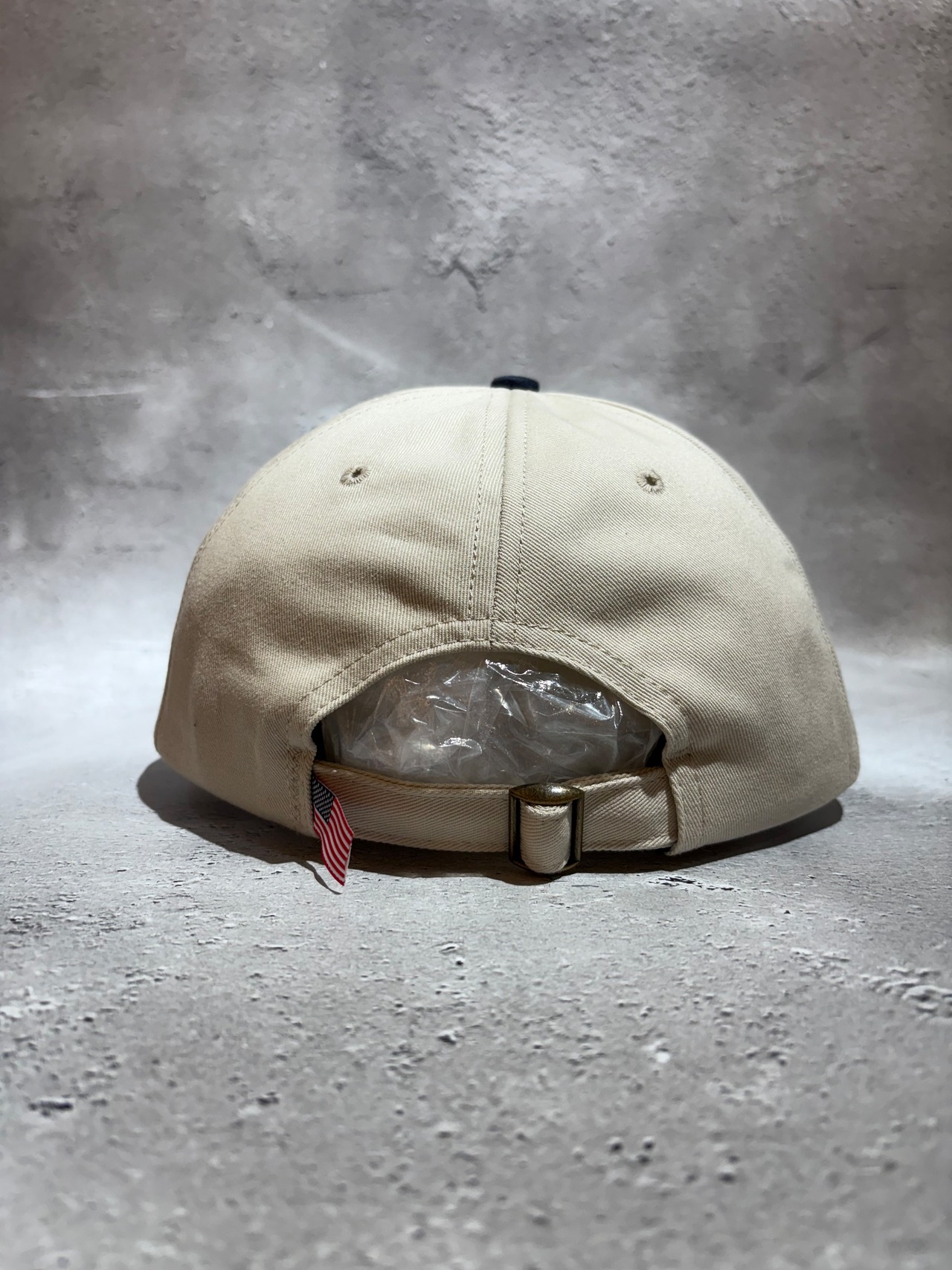 【gifthat別注】Coopers Town/クーパーズタウン ニューヨークシティ Upside Down キャップ  アイボリー