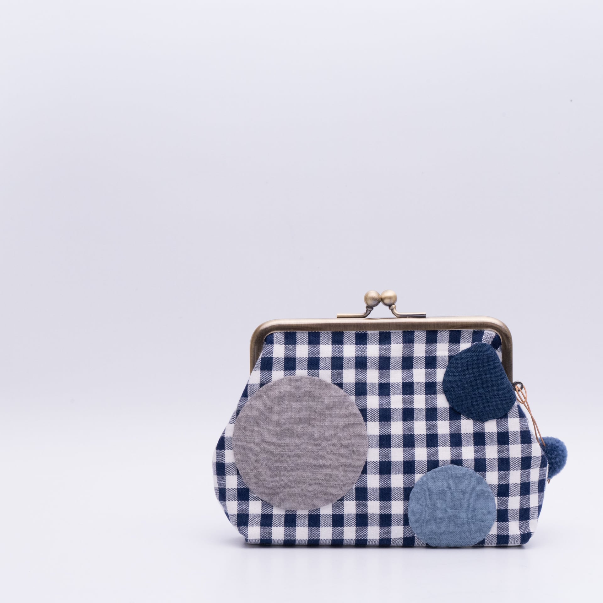 あとりえMOON 水玉がま口 角 【布 財布】2025072502