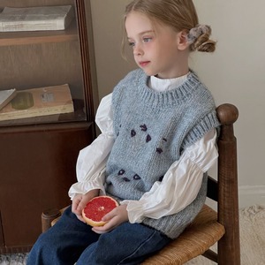 秋ホワイトランタンスリーブブラウス