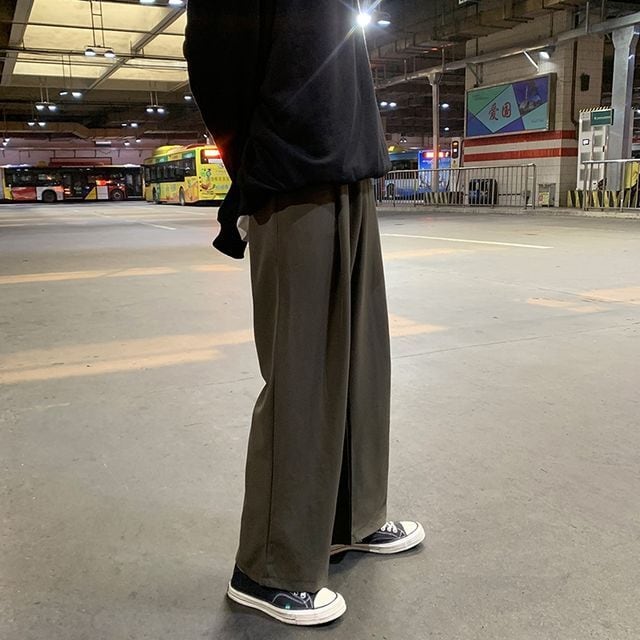 スウェットパンツ　男女兼用　ワイドパンツ　完売品　グレー　ホワイト　ストリート スウェットパンツ 男女兼用 ワイドパンツ 完売品 グレー