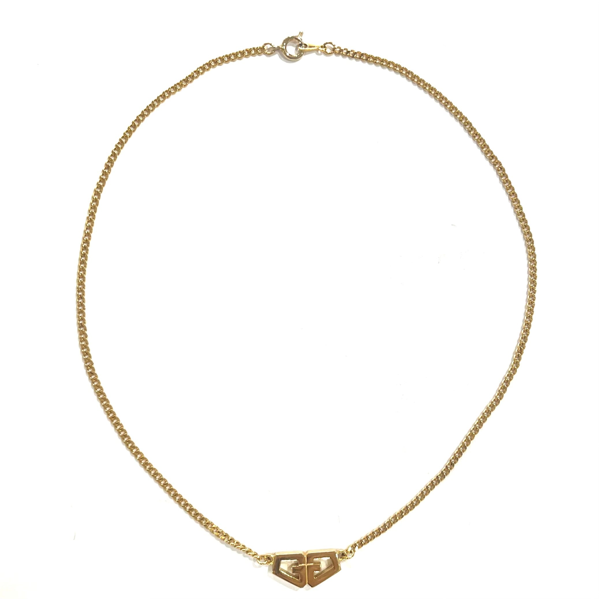 ミ*♡様 アクセサリーまとめ　GIVENCHY ゴールドアクセサリー　刻印　遺品 GIVENCHY ジバンシー シルバー 刻印☆大量 1,991g 遺品整理