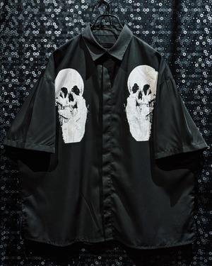 【ÆIEM】vivid notes “TWIN MEMENTO” double skull graphic oversized short sleeve shirt