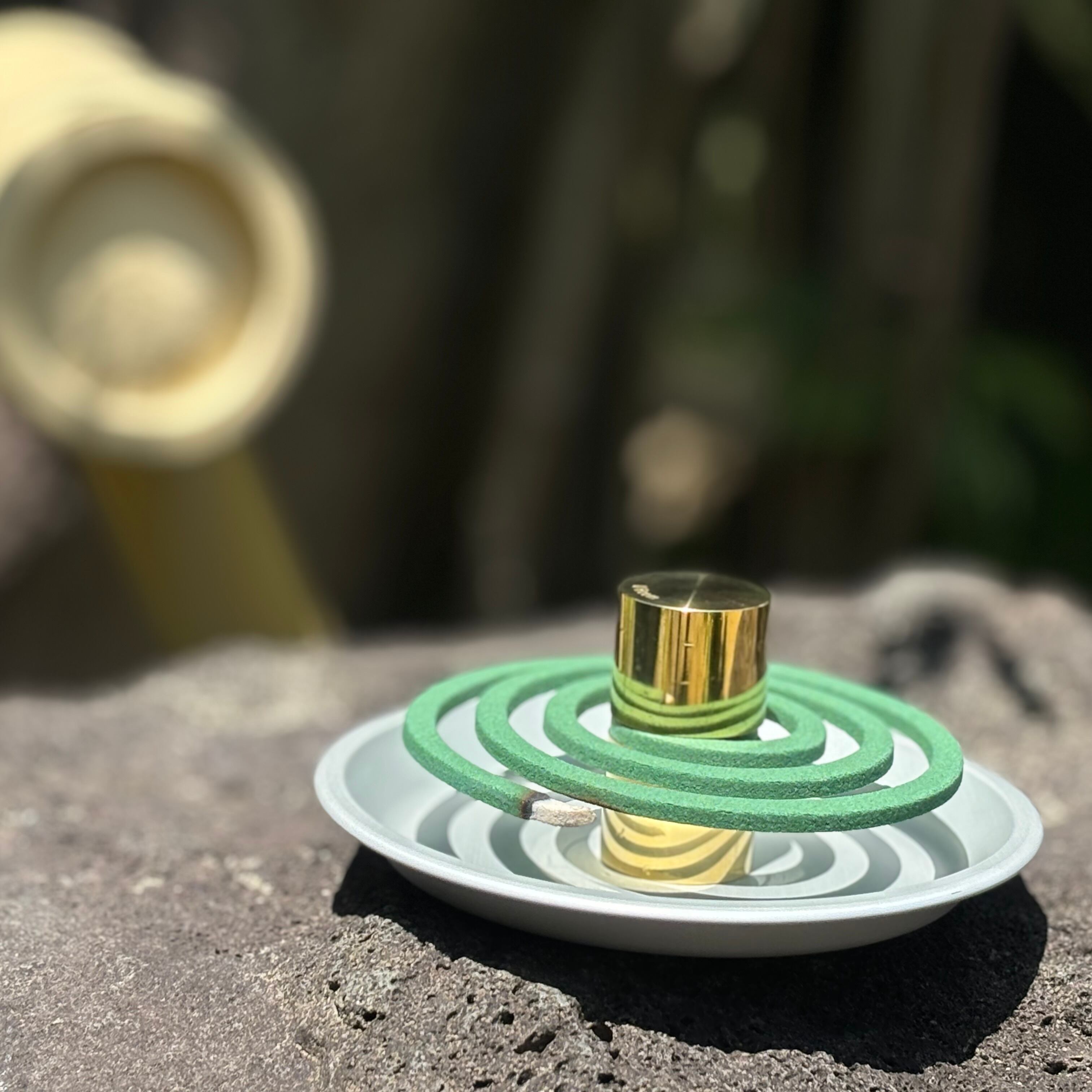 真鍮で作った 蚊取り線香立て／お香立て（受け皿セット） | U Room