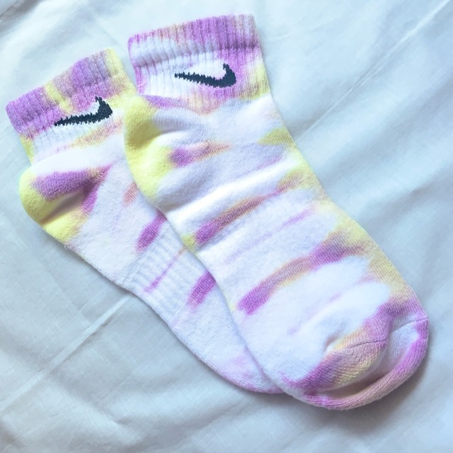 Tie Dye Socks NIKE Women's Middle (purple & yellow) | KOKO design