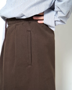 ROTOL "Double Tuck Hakama Sweat Shorts〔BROWN〕"