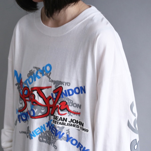 front and sleeve print l/s big long tee