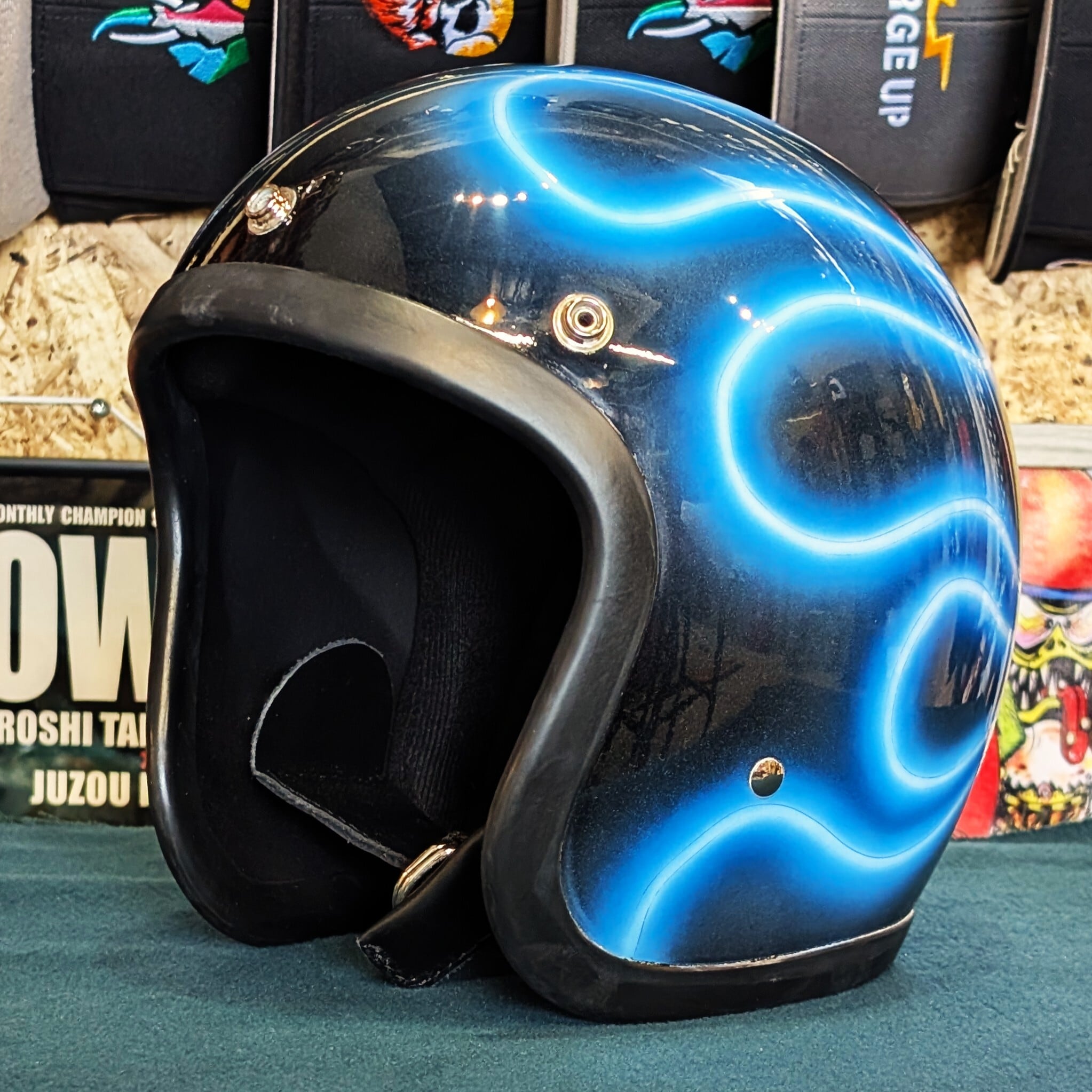 一点限り【Air brush paint helmet⑥】OCEAN BEETLE LAC Mサイズ