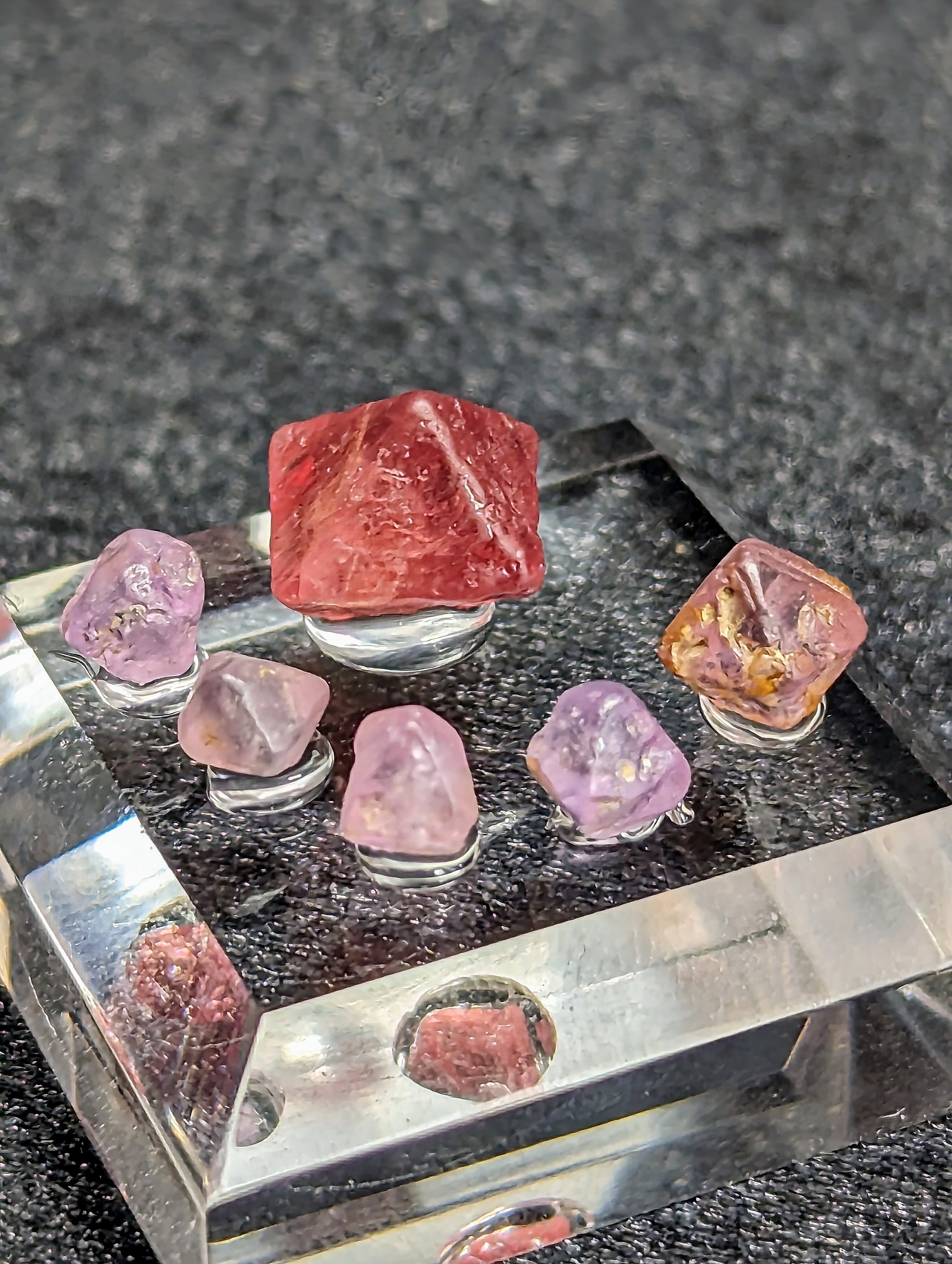 【mino様専用】スピネル台座セット Mogok, Mandalay Region, Myanmar   S241033