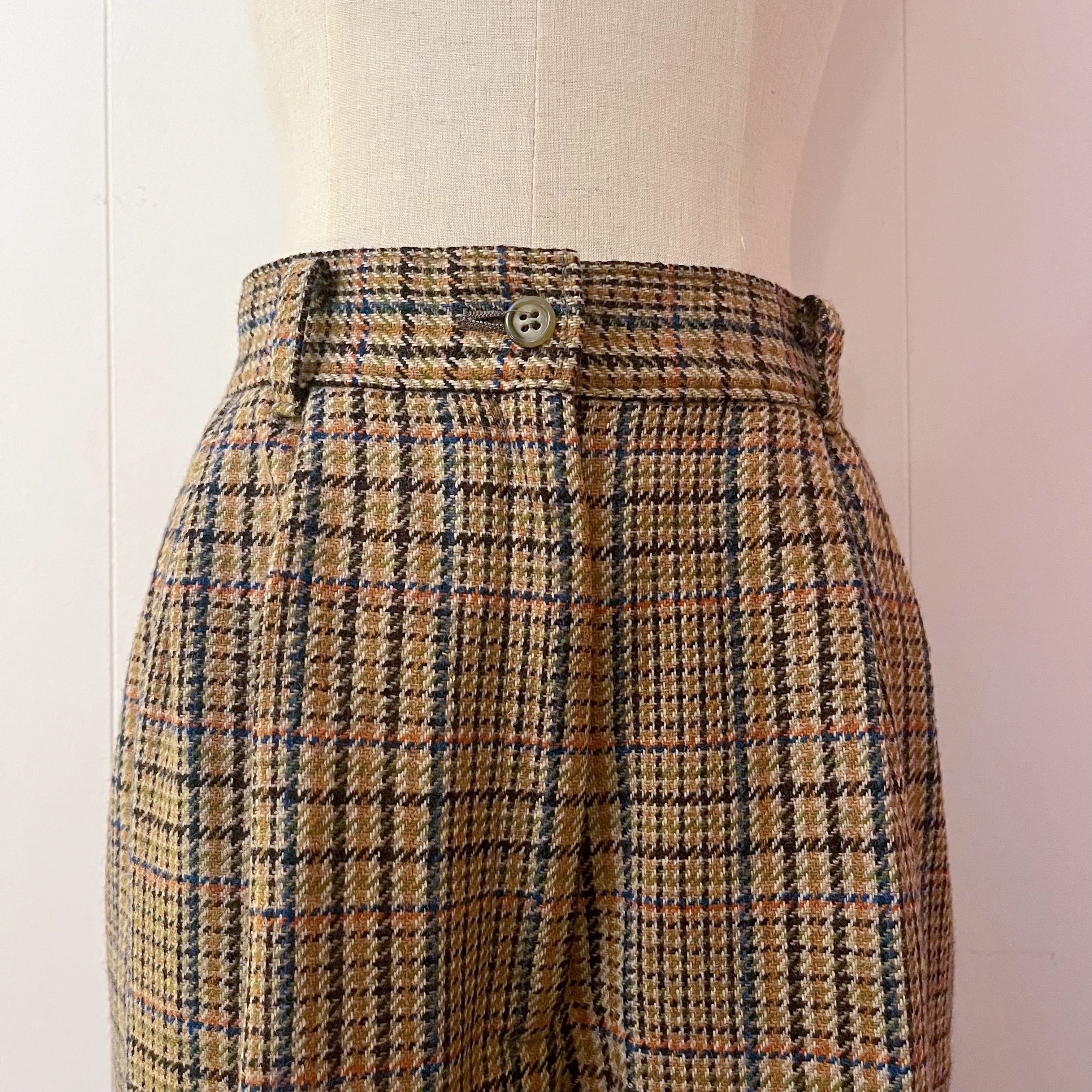 beige check wool tuck pants