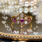 イギリス　アンティークリング　アーリーヴィクトリアン　K18 指輪　ピンクサファイア　小さな真珠　クラスターリング