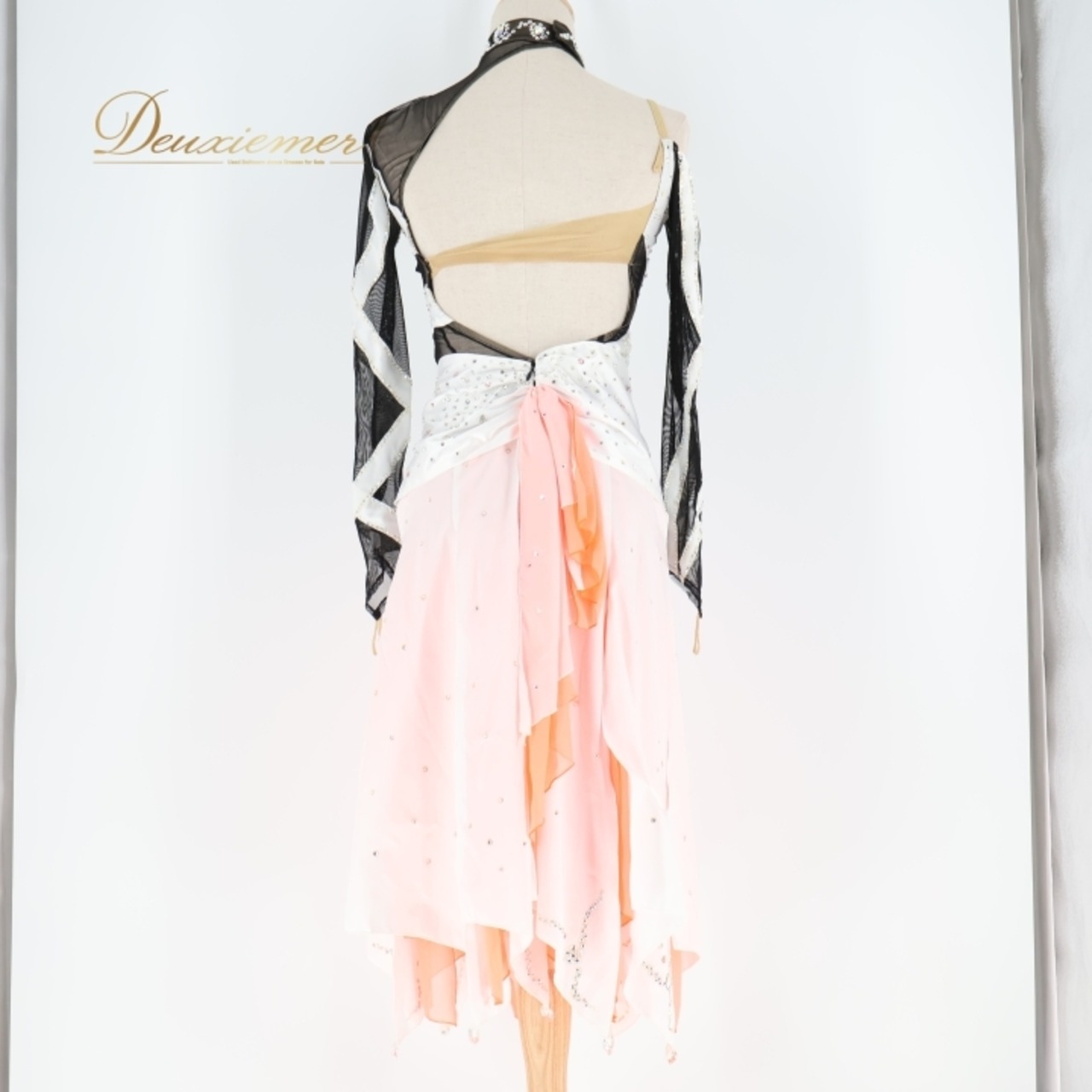 社交ダンス 衣装 ラテン ドレス ワンピース 白 ピンク Scarlet スカーレット ホワイト系 ピンク系 ブラック系 パーティ 発表会 サーモン ダンスウェア 軽量 フォーマル 可愛い おしゃれ レディース 踊りやすい コスチューム ステージ