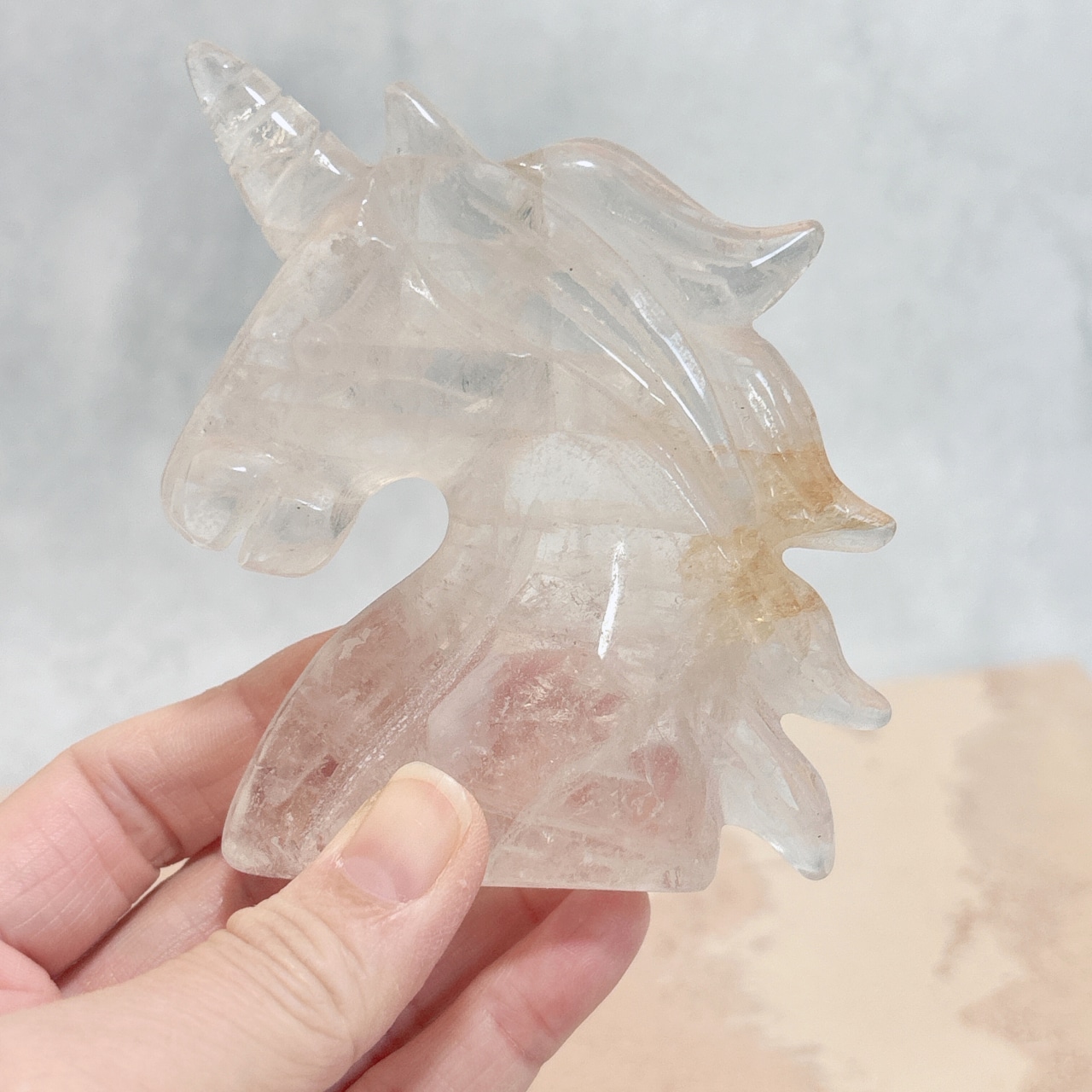 透明感抜群　虹　♡水晶 ゴールデンヒーラー共生　インディアン♡　彫刻 クリアクォーツ ゴールデンヒーラー共生 ユニコーン | エンネ ミネラル