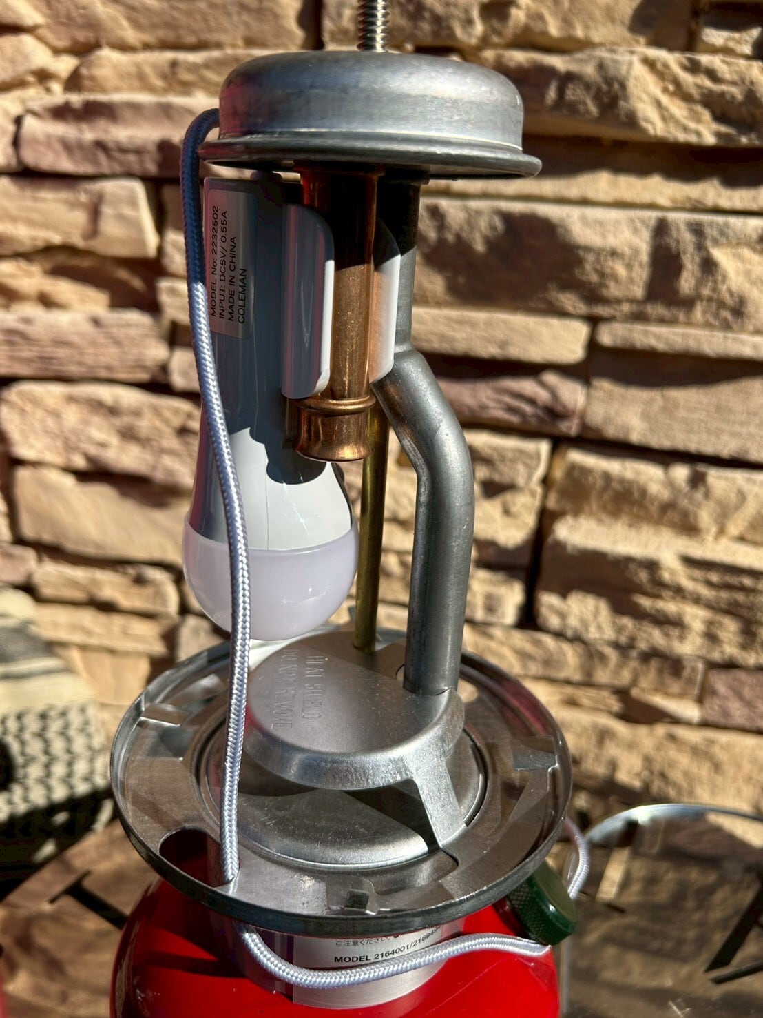 Coleman コールマン】クリスマスリミテッドハイブリッドランタン 2025