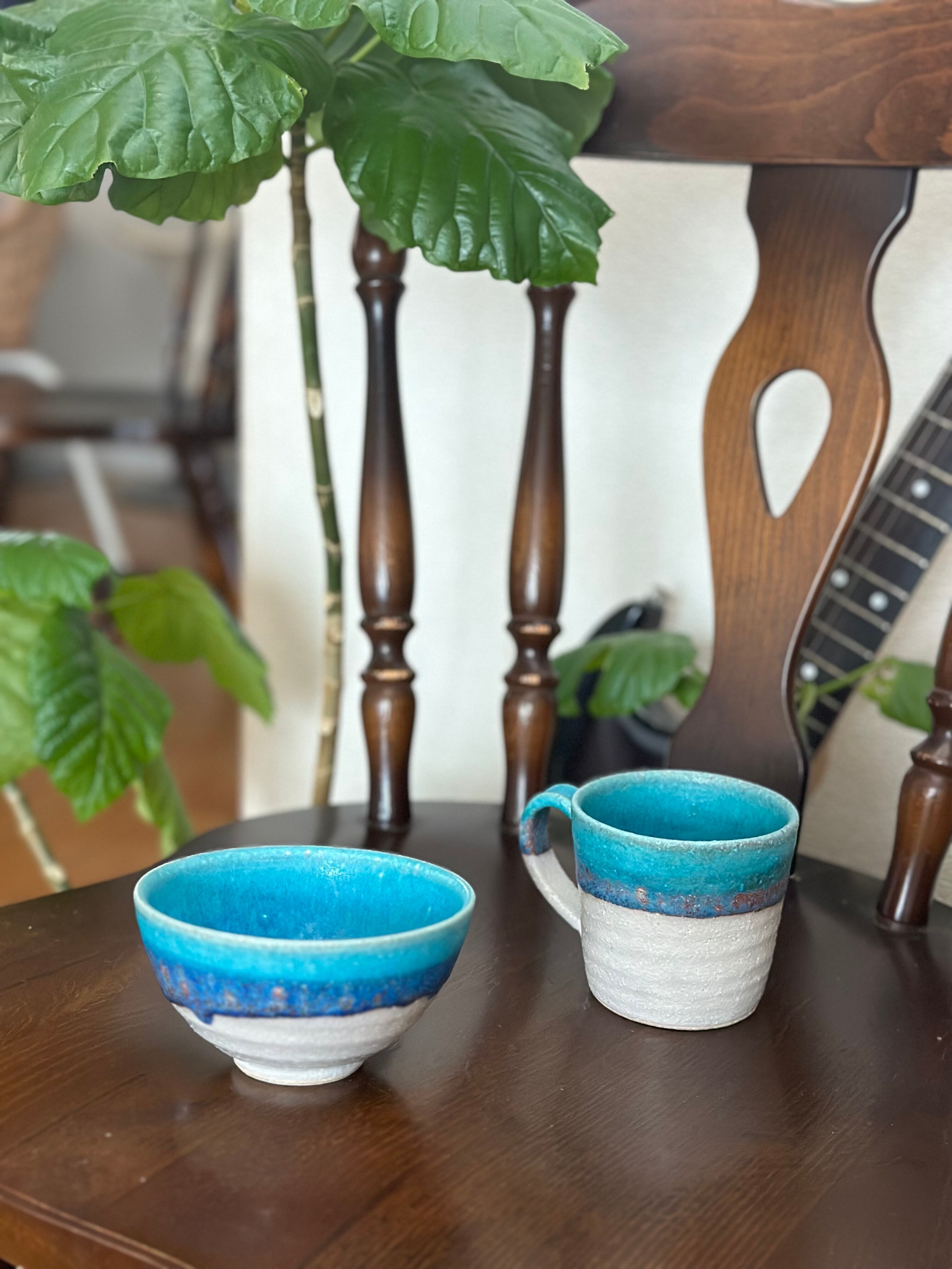 グラデーションブルーのご飯茶碗 | 陶器屋カフェつむぎ produced by