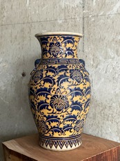 Bien Hoa／Flower vase