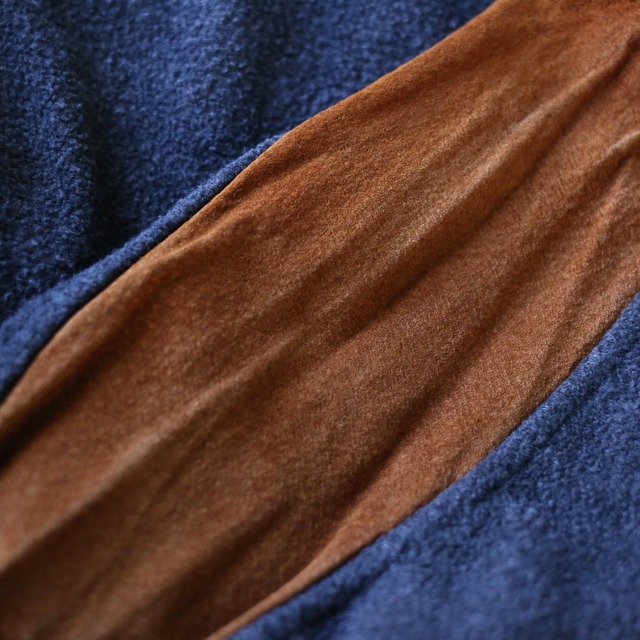 fake suede elbow patch design over silhouette fleece sweatshirt
