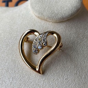 ゴールドハートブローチ