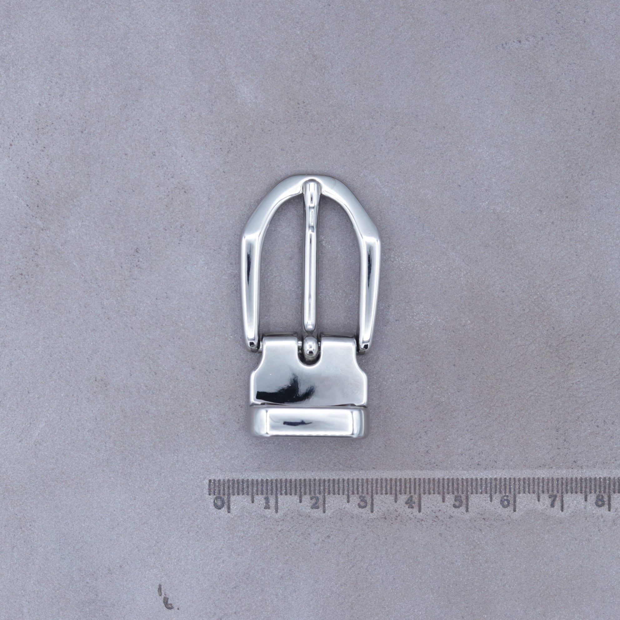 11996】イタリア製 バックル 20m幅 ベルト用 尾錠 Dリング型 オメガ