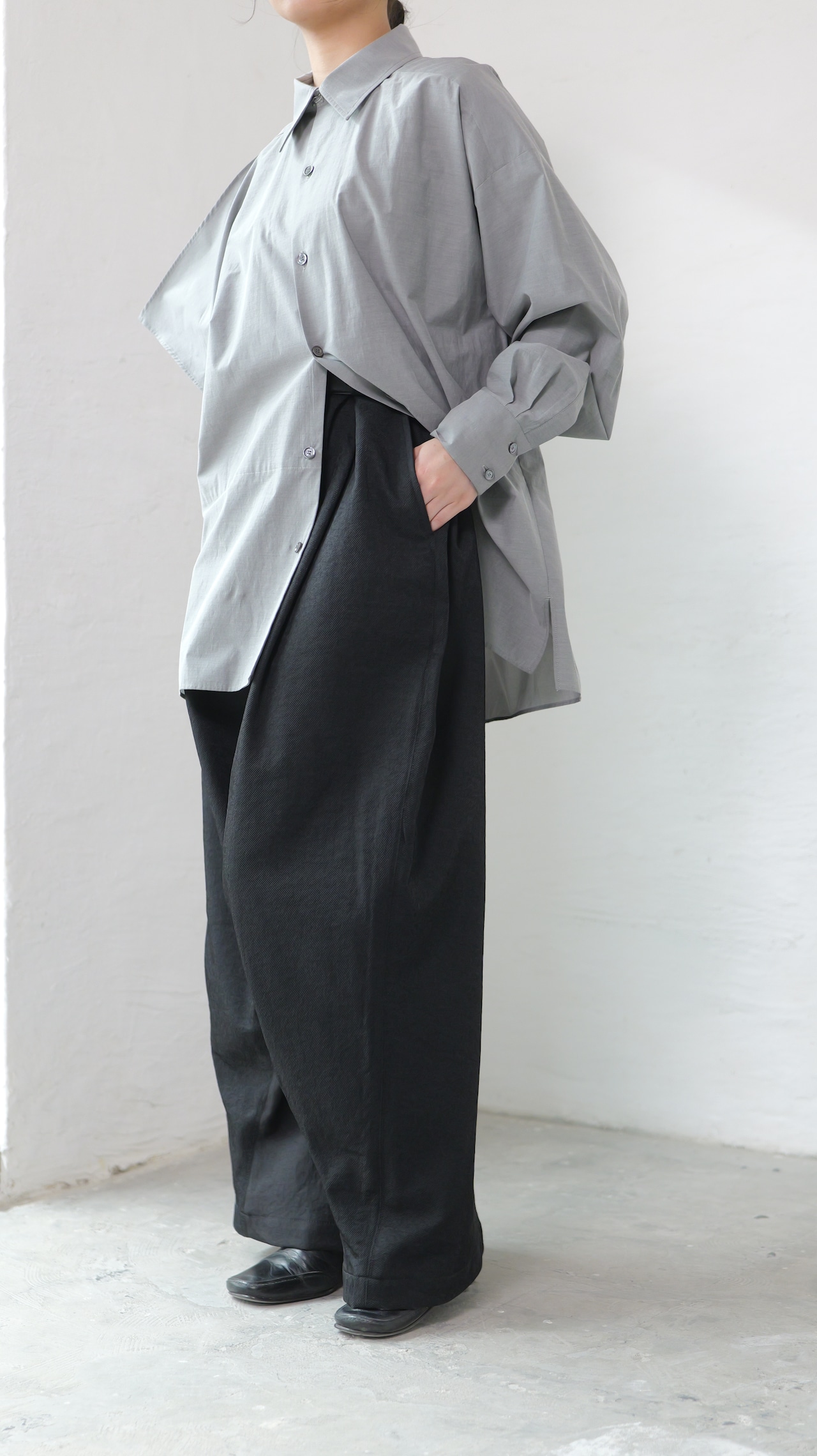 i’m here - “He is twitted” Pants :Black|ツイスト立体パターン/軽量ポリエステル/レザーパッチ