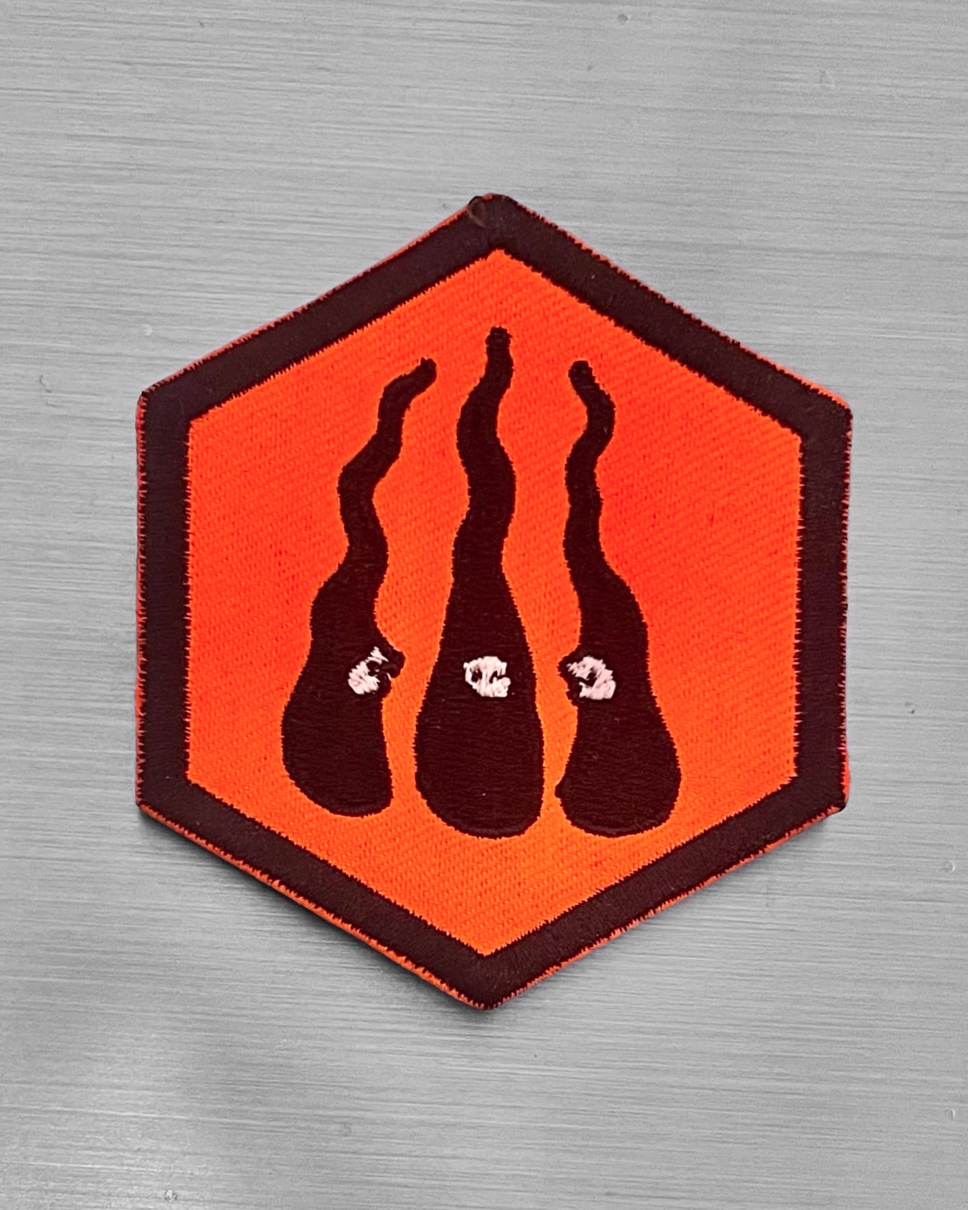 embroidered patch〈3POFU’s〉
