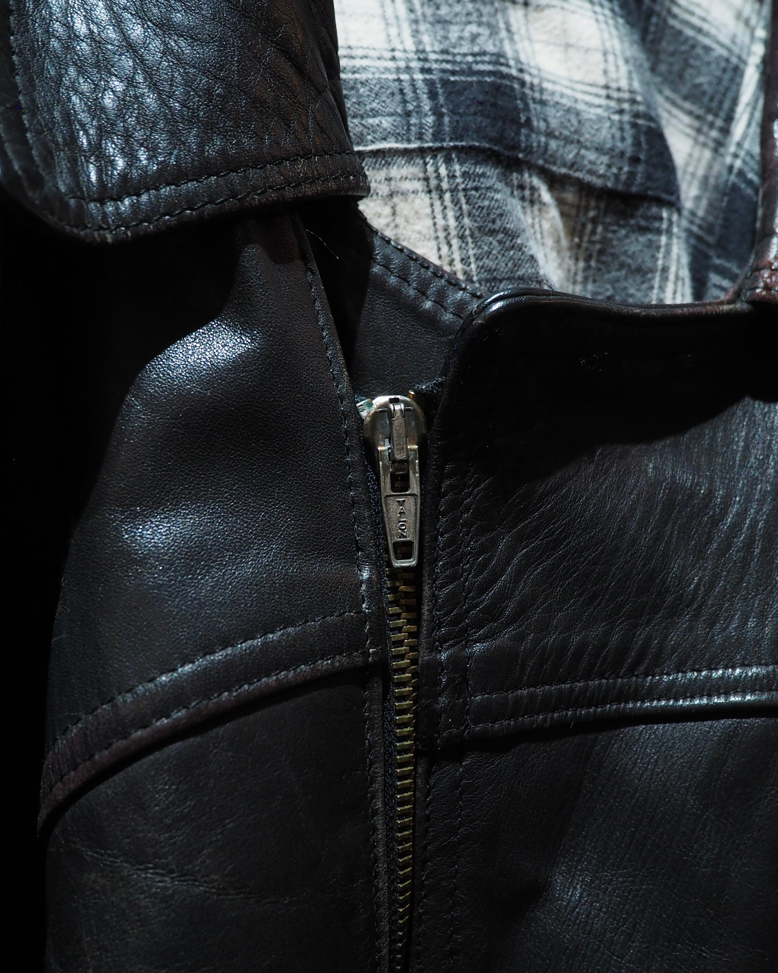 " Unknown - Handmade " Beautiful Aging Special Vintage Leather Jacket